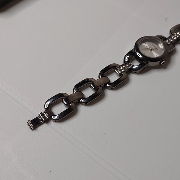 7.5 Inch Geneva Metal Chain Link Watch - Picture 4 of 11